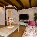 Villa Falcon Rook Gruda