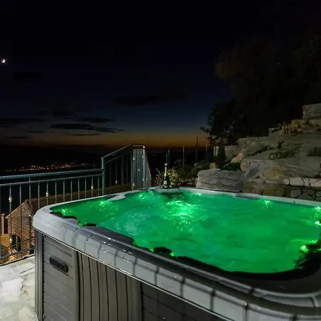 Villa Falcon Rook Gruda
