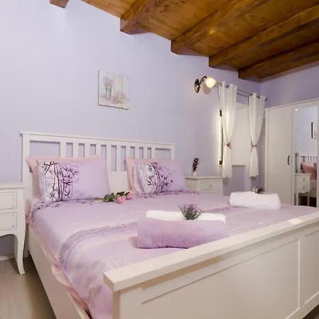 Falcon Rook Villa *