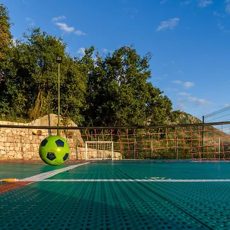 Falcon Rook Villa Gruda