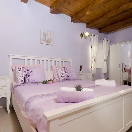 Falcon Rook Villa *